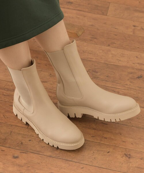 URBAN RESEARCH Sonny Label（アーバンリサーチサニーレーベル）の「サイドゴアショートブーツ（ブーツ・レディース・ブラック/ベージュ・36/37/38）」の9枚目の写真