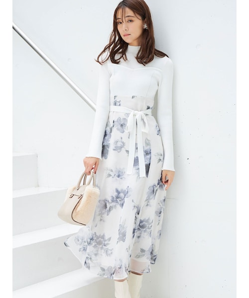 フラワードッキングロングスリーブワンピース