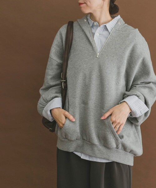 ITEMS URBANRESEARCH（アイテムズ アーバンリサーチ）の「ハイヒートコットンハーフジップスウェット（パーカー・レディース・BEG/GRY/BLK・Free）」の13枚目の写真