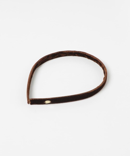 URBAN RESEARCH（アーバンリサーチ）の「IRIS47　Velvet headband（カチューシャ・レディース・black/brown/navy・-）」の2枚目の写真