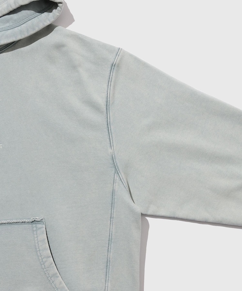 ADAM ET ROPE'（アダムエロペ）の「【Etudes Studio/エチュードストゥディオ】RELAX HOODIE CIRCLE（パーカー・メンズ・サックス・M/S）」の6枚目の写真