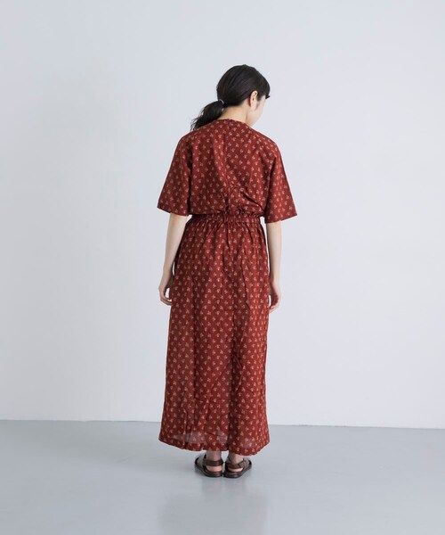 かぐれ（カグレ）の「MEYAME　PRINT SUMMER DRESS（ワンピース・レディース・BLACK/BURGUNDY・Free）」の11枚目の写真