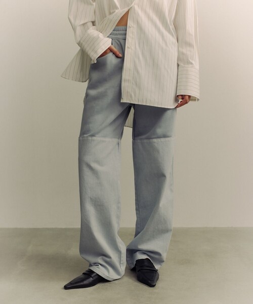 ADAM ET ROPE'(アダムエロペ)の「【AMOMENTO for ADAM ET ROPE'】別注DRAWSTRING DENIM PANTS(その他パンツ・レディース・ブラック/チャコール/ベージュ/ブルー系・S)」の18枚目の写真