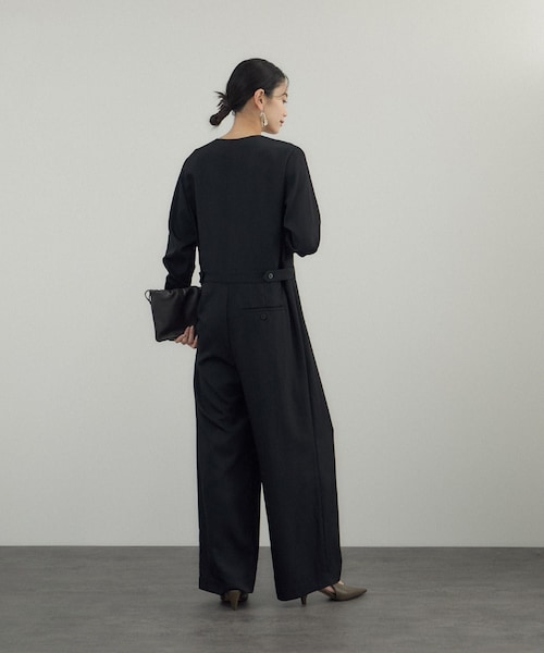 ADAM ET ROPE'（アダムエロペ）の「フロントクロスオールインワン（サロペット/オーバーオール・レディース・ブラック/ベージュ・F）」の7枚目の写真