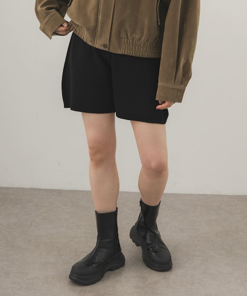 KBF(ケイビーエフ)の「ニットショートパンツ(その他パンツ・レディース・BLACK/CHARCOAL/BROWN・One)」の1枚目の写真