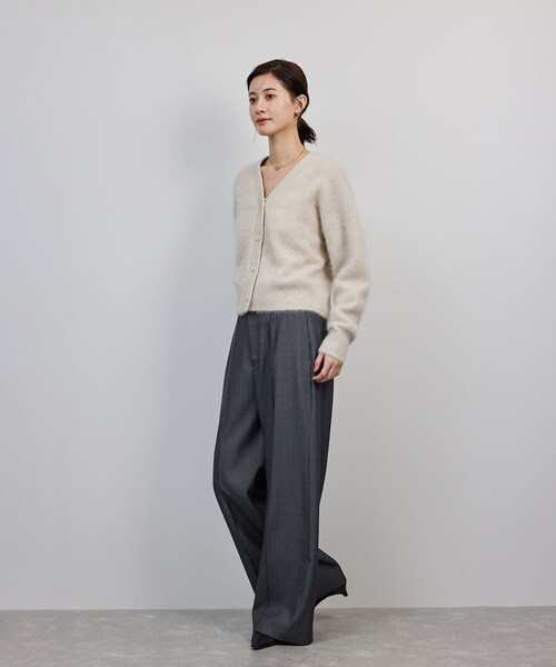 ROPE'（ロペ）の「梳毛ギャバ プリーテッド ワイドパンツ（その他パンツ・レディース・ブラック/ネイビー・36/38）」の11枚目の写真