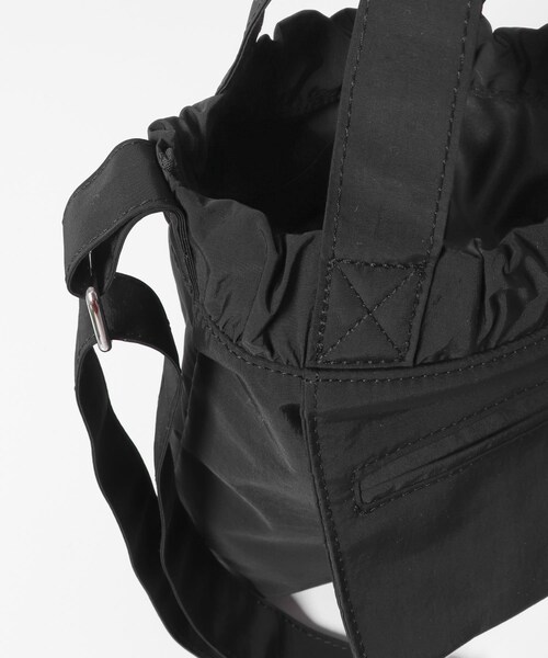 SENSE OF PLACE by URBAN RESEARCH(センスオブプレイスバイアーバンリサーチ)の「ナイロンミニショルダーバッグ(ショルダーバッグ・メンズ・GREEN/BLACK/GREIGE・one)」の8枚目の写真