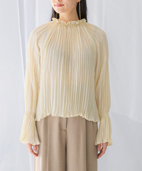 URBAN RESEARCH ROSSO（アーバンリサーチロッソ）の「2WAYプリーツブラウス（シャツ/ブラウス・レディース・OFF WHITE/BLUE/BLACK・FREE）」の16枚目の写真