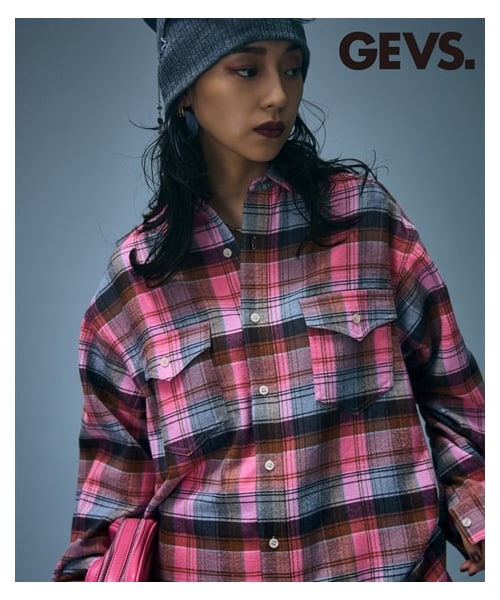 nissen（ニッセン）の「ワイドシルエットチェックシャツ＜大きいサイズ有＞GEVS.（シャツ/ブラウス・レディース・ピンク系チェック/イエロー系チェック・M/L/LL/3L/4L/5L/6L/8L/10L）」の2枚目の写真