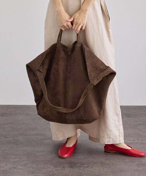 ADAM ET ROPE'(アダムエロペ)の「【J'aDoRe・一部店舗限定】【Morphee(モルフェ)】MESSENGER(OIL SUEDE)(メッセンジャーバッグ・レディース・ブラウン・F)」の14枚目の写真