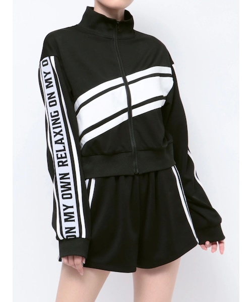 GYDA（ジェイダ）の「RELAXING ON MY OWNロゴラインジャケット【SETUP着用可】（ライダースジャケット・レディース・オフホワイト/ブラック・F）」の2枚目の写真