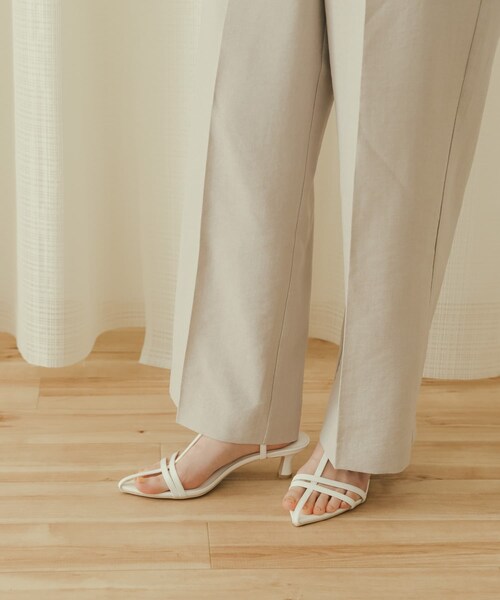 SENSE OF PLACE by URBAN RESEARCH(センスオブプレイスバイアーバンリサーチ)の「ポインテッドナローストラップサンダル(サンダル・レディース・BLACK/WHITE/SILVER・S/M/L)」の11枚目の写真