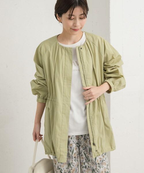 URBAN RESEARCH DOORS（アーバンリサーチドアーズ）の「ギャザーノーカラーブルゾン（ブルゾン・レディース・L.KHAKI/NAVY・M）」の6枚目の写真