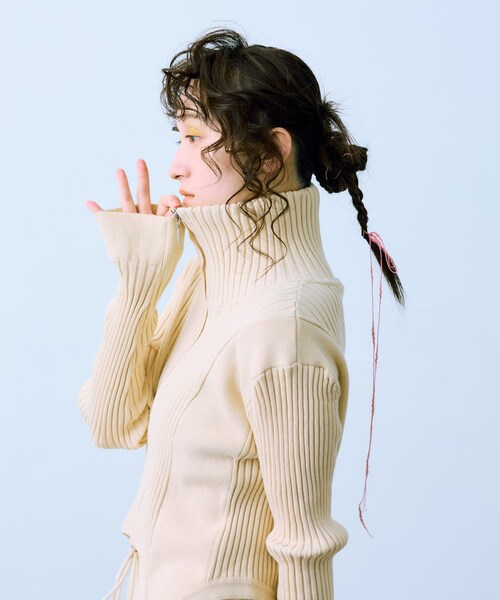 THE GOODLAND MARKET（ザグッドランドマーケット）の「cwtch　COTTON KNIT ZIPTOPS（カーディガン/ボレロ・レディース・IVORY/NAVY/ORANGE・FREE）」の8枚目の写真