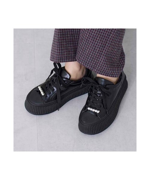 noyau（ノヤウ）の「ビジュー付き厚底レースアップスニーカー （スニーカー・レディース・BL/SV/WH・S/22.5cm/M/23.5cm/L/24.5cm/LL/25cm）」の3枚目の写真