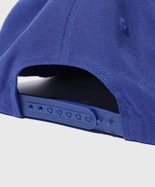 ADAM ET ROPE'（アダムエロペ）の「【Little Yarmouth/リトルヤーマス】AOI Embroidery Cap（キャップ・メンズ・ブルー・F）」の6枚目の写真
