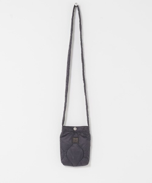 SENSE OF PLACE by URBAN RESEARCH（センスオブプレイスバイアーバンリサーチ）の「TAION　ミリタリークロスボディダウンバッグS（ショルダーバッグ・メンズ・BLACK/D.CHARCOAL/D.S.GRN・One）」の12枚目の写真