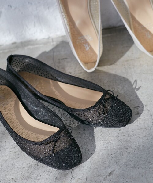 ROPE' PICNIC(ロペピクニック)の「【AIRina/エアリーナ】軽くてやわらかいシアーグリッターバレエシューズ(バレエシューズ・レディース・ブラック/キナリ・L/M/S)」の7枚目の写真