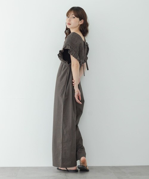 URBAN RESEARCH Sonny Label（アーバンリサーチサニーレーベル）の「シャーリングオールインワン（つなぎ/オールインワン・レディース・ブラウン/ベージュ/デニム・36/38）」の7枚目の写真