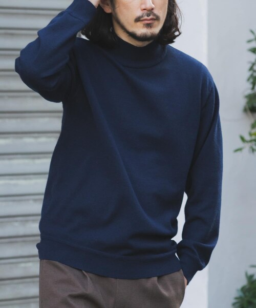 ITEMS URBANRESEARCH(アイテムズ アーバンリサーチ)の「SILK×WOOL MIX ハイネックセーター(ニット/セーター・メンズ・BGD/NVY/BLK・M/L)」の2枚目の写真