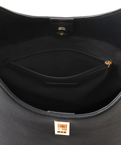 ROPE' PICNIC(ロペピクニック)の「me fit BAG フィットワンショルダーバッグ/A4対応・軽量(ショルダーバッグ・レディース・ブラック/キナリ系・F)」の5枚目の写真