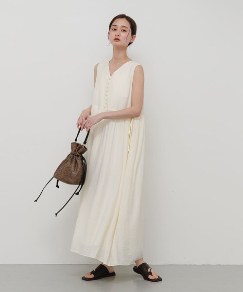 SENSE OF PLACE by URBAN RESEARCH(センスオブプレイスバイアーバンリサーチ)の「雑材キンチャクバッグ(ショルダーバッグ・レディース・Y.BEIGE/BROWN・One)」の8枚目の写真