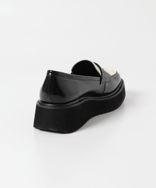 URBAN RESEARCH ROSSO（アーバンリサーチロッソ）の「MOHI　バイカラーローファー（ローファー・レディース・NEGROBLANC・36/37/38/39）」の5枚目の写真