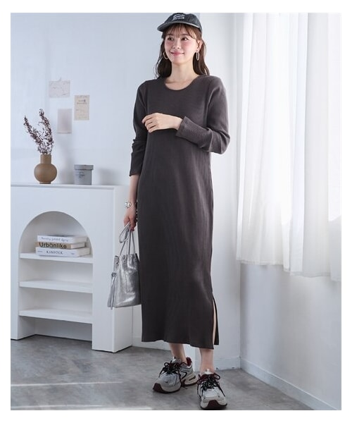 nissen（ニッセン）の「＜大きいサイズ＞ロング丈カットソーワンピース（ワンピース・レディース・チャコールグレー/プラム/黒・L/LL/3L/4L/5L/6L/8L/10L）」の16枚目の写真