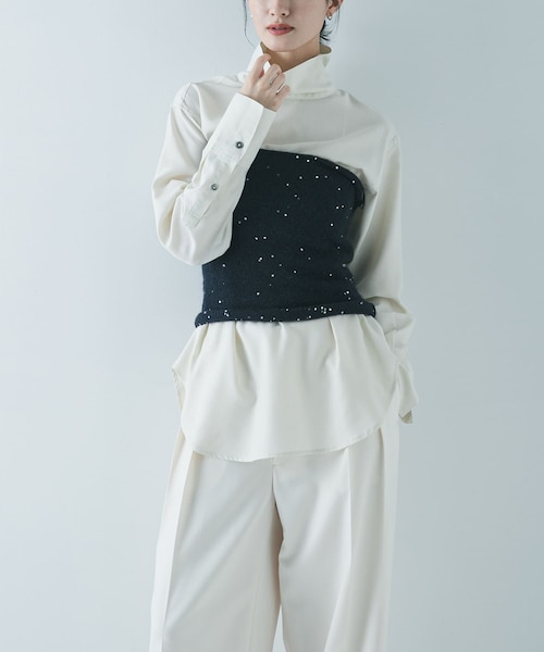 URBAN RESEARCH(アーバンリサーチ)の「TRソフトツイルハイネックシャツ(シャツ/ブラウス・レディース・IVORY/BLACK・Free)」の1枚目の写真