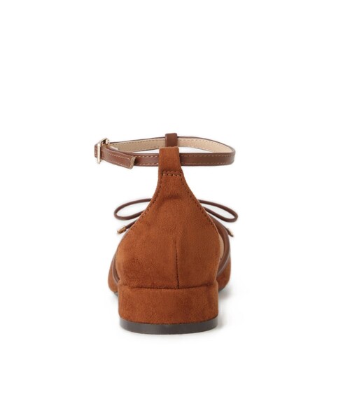 VIS(ビス)の「Tストラップリボンパンプス(パンプス・レディース・ブラック/キャメル・L/M/S)」の21枚目の写真