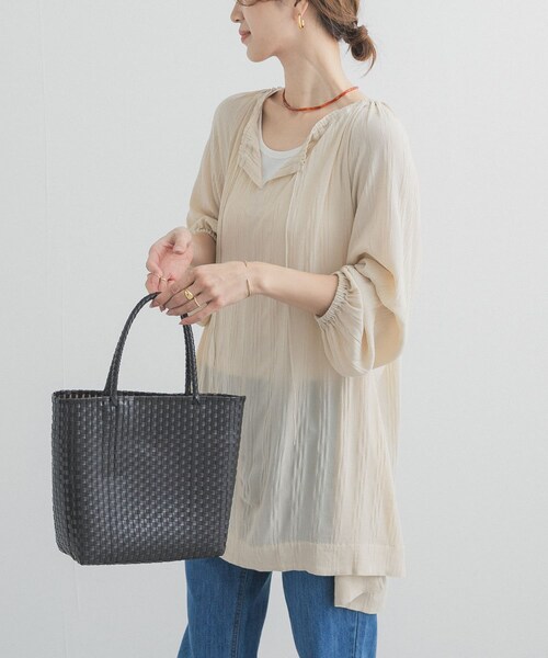 URBAN RESEARCH DOORS(アーバンリサーチドアーズ)の「カフタンチュニック(その他トップス・レディース・NATURAL/BLACK・Free)」の4枚目の写真