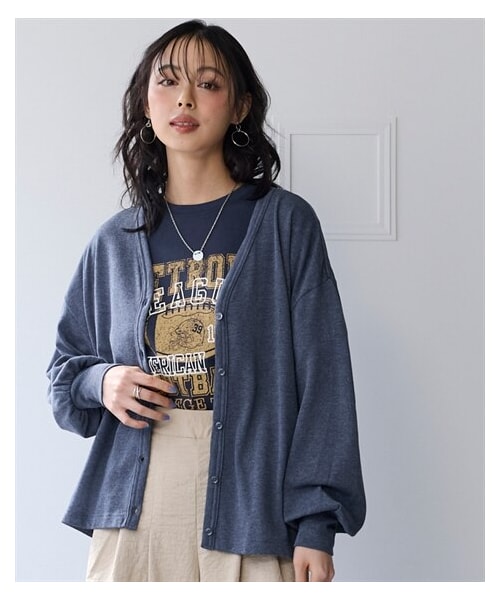 nissen（ニッセン）の「綿混うすカルゆるシルエットＶネックカーディガン（UVカット・吸汗速乾・抗菌防臭・毛玉防止）＜大きいサイズ有＞（カーディガン/ボレロ・レディース・黒/オフホワイト/杢ネイビー/ラベンダー/ライムイエロー/オリーブ・S~M相当/L~LL相当/3L~4L相当/5L~6L相当/8L相当/10L相当）」の8枚目の写真