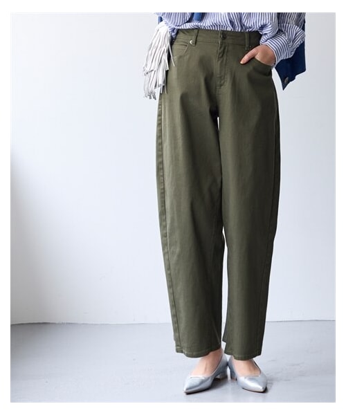 nissen（ニッセン）の「すごのびストレッチツイルカーブパンツ（ゆったりヒップ）＜大きいサイズ有＞（パンツ・レディース・黒/カーキ/ライトベージュ/モカチャコール・S/M/L/LL/3L/4L/5L/6L/8L/10L）」の22枚目の写真