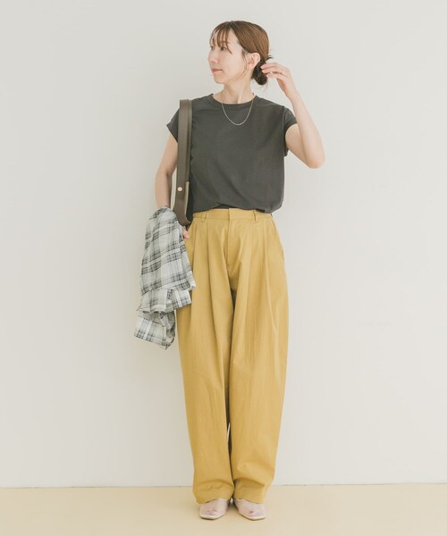 ITEMS URBANRESEARCH（アイテムズ アーバンリサーチ）の「ナイロンコクーンパンツ（その他パンツ・レディース・KHK/BEG/NVY・FREE）」の6枚目の写真