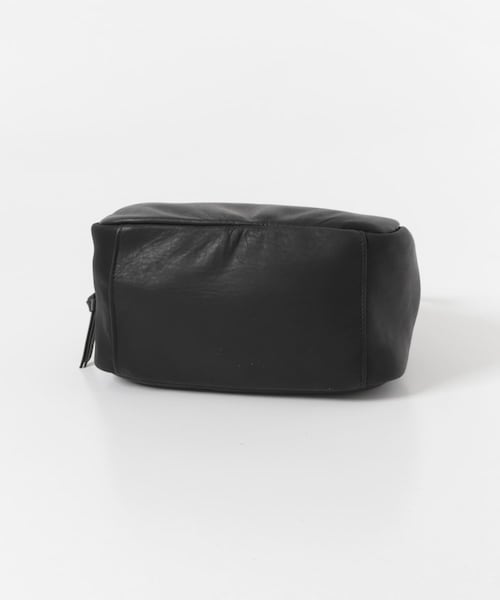 URBAN RESEARCH DOORS（アーバンリサーチドアーズ）の「Folna　ソフトレザーボストンバッグ（ボストンバッグ・レディース・BLACK・One）」の5枚目の写真