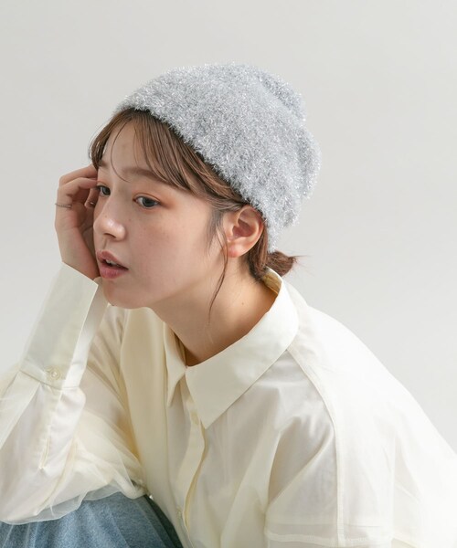 KBF（ケイビーエフ）の「ラメニットビーニー（ニットキャップ/ビーニー・レディース・BLACK/SILVER・one）」の2枚目の写真