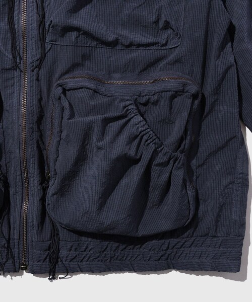 ADAM ET ROPE'(アダムエロペ)の「【FACCIES/ファッチーズ】GARMENT DYE MESH TRAVELER JACKET(その他アウター・メンズ・ブラック・1/2)」の11枚目の写真