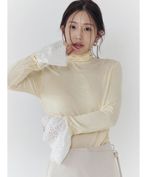 CALNAMUR（カルナムール）の「レーヨンハイネックドッキングトップス（Tシャツ/カットソー・レディース・ブラック/イエロー・F）」の6枚目の写真