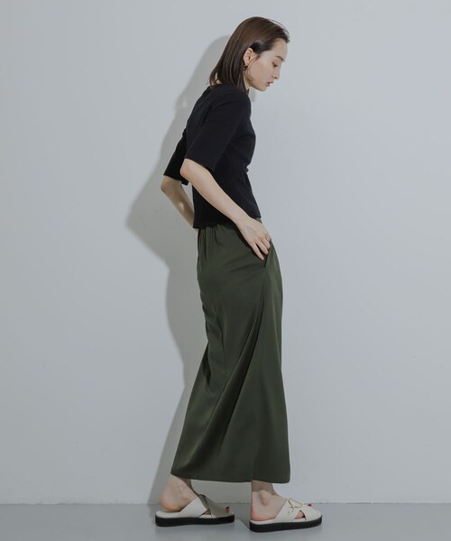 SENSE OF PLACE by URBAN RESEARCH(センスオブプレイスバイアーバンリサーチ)の「ウエストリブコンパクトトップ(Tシャツ/カットソー・レディース・L.GRAY/IVORY/BLACK/RED・one)」の21枚目の写真