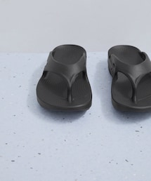ADAM ET ROPE' | 【公式サイト・実店舗限定】【OOFOS】O Original(サンダル)