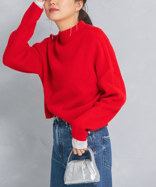 URBAN RESEARCH ROSSO（アーバンリサーチロッソ）の「ショートハイネックホールニット（ニット/セーター・レディース・black/off/red・FREE）」の3枚目の写真