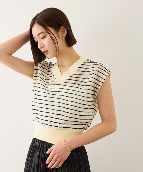 ROPE'（ロペ）の「ピンタックサマーノースリーブニット/イージーケア（ニット/セーター・レディース・ホワイト系/クリーム・F）」の3枚目の写真