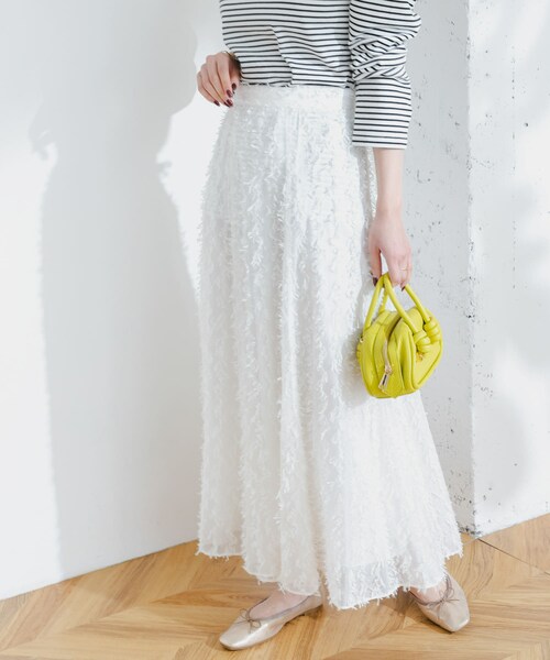 URBAN RESEARCH ROSSO（アーバンリサーチロッソ）の「F by ROSSO　リボンジャガードフレアスカート（スカート・レディース・WHITE/GRAY・36/38）」の6枚目の写真