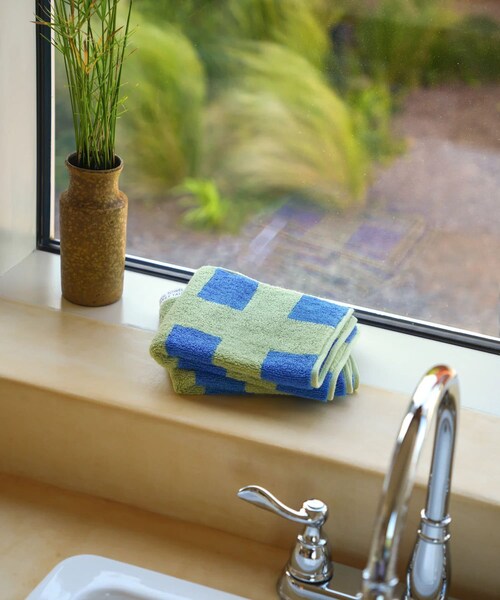 URBAN RESEARCH(アーバンリサーチ)の「WARMGREYTAIL BUILDING HANDTOWEL(タオル・メンズ・7AM/BLUESKY/SUNSET・-)」の17枚目の写真