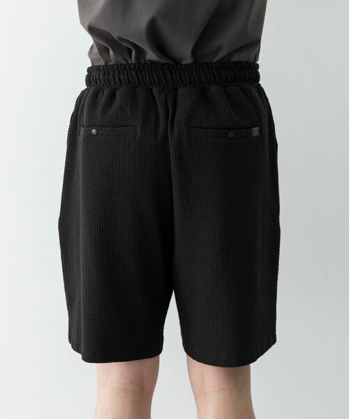 URBAN RESEARCH Sonny Label（アーバンリサーチサニーレーベル）の「カットシアサッカーショートパンツ（その他パンツ・メンズ・ブラック/ネイビー・M/L）」の4枚目の写真