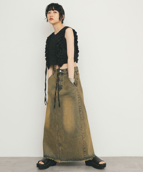 KBF（ケイビーエフ）の「バックスリットデニムスカート（デニムスカート・レディース・FADE BLUE/L.BLUE/BROWN・one）」の18枚目の写真