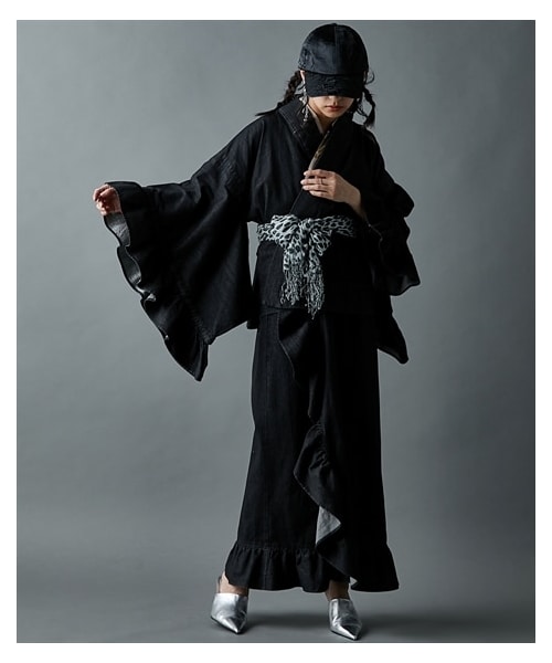 nissen（ニッセン）の「＜大きいサイズ＞綿100％デニム浴衣(花柄半襟付き) GEVS.（浴衣・レディース・ネイビー系デニム/ブラック系デニム・L~LL相当/3L~4L相当/5L~6L相当/8L~10L相当）」の3枚目の写真