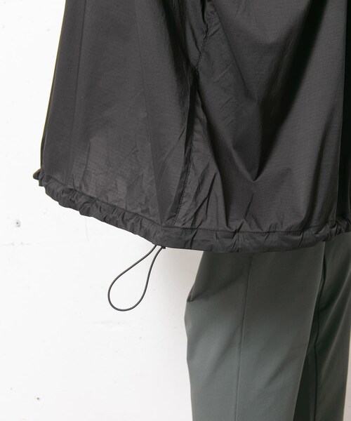 EKAL(エカル)の「ポータブルDWRオーバーコート(マウンテンパーカー・メンズ・BEG/BLK・S/M/L)」の9枚目の写真