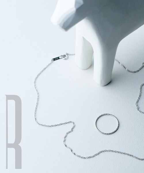 ROPE'(ロペ)の「【Lulu】R(ロペ アール)PT スクリューチェーンショートネックレス(ネックレス・レディース・シルバー系・F)」の2枚目の写真