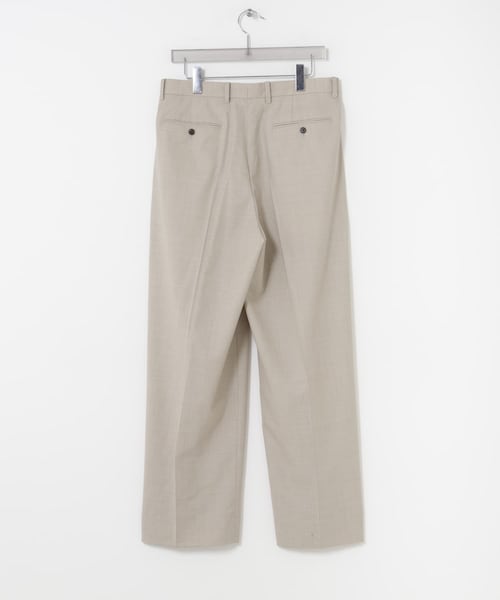 URBAN RESEARCH(アーバンリサーチ)の「『別注』YLEVE×URBAN RESEARCH S120'S WOOL 3TACK PANTS(その他パンツ・メンズ・BLACK/BEIGE・3/4)」の22枚目の写真